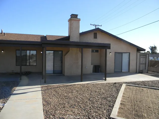 14160 Apple Creek Drive, Victorville, California 92395