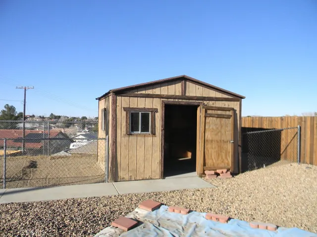 14160 Apple Creek Drive, Victorville, California 92395