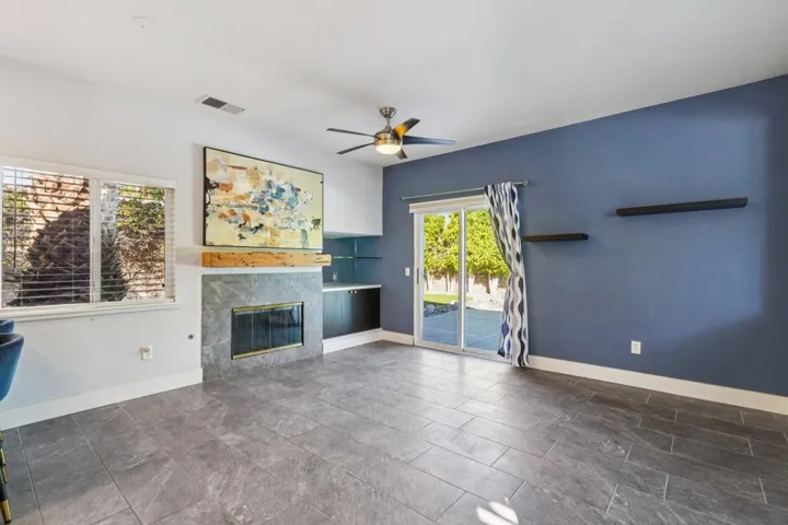 6-web-or-mls-E Lily St-S2101-006