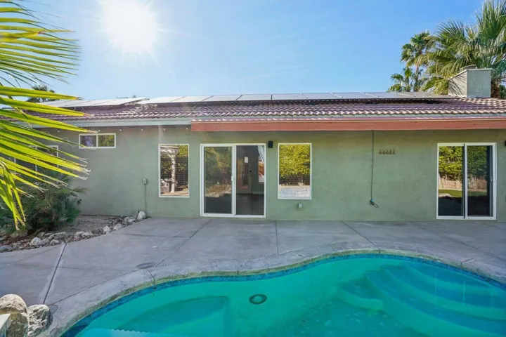 42-web-or-mls-E Lily St-S2101-040