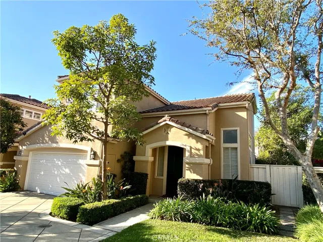 36 Del Ventura, Irvine, California 92606