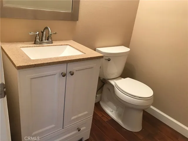 36 Del Ventura, Irvine, California 92606