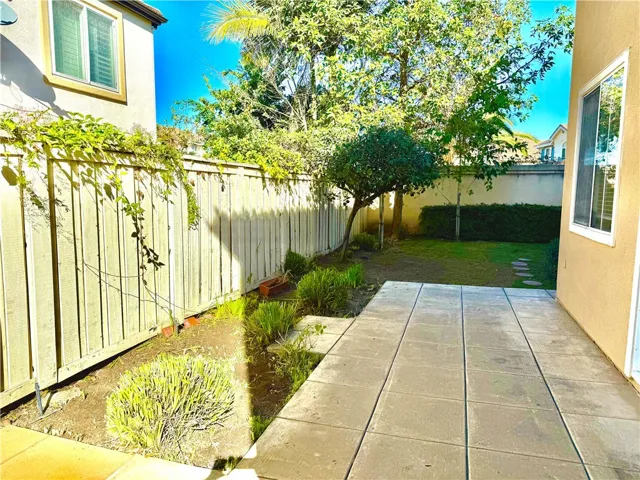 36 Del Ventura, Irvine, California 92606