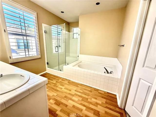 36 Del Ventura, Irvine, California 92606