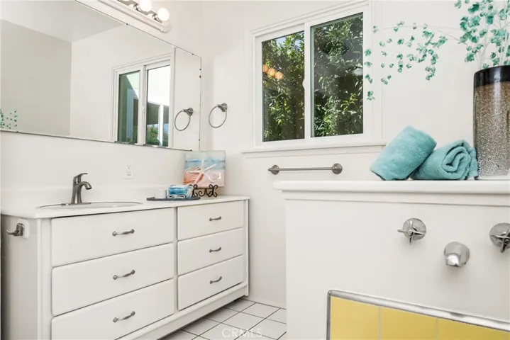 11017 Trudie Ave., Whittier, California 90604
