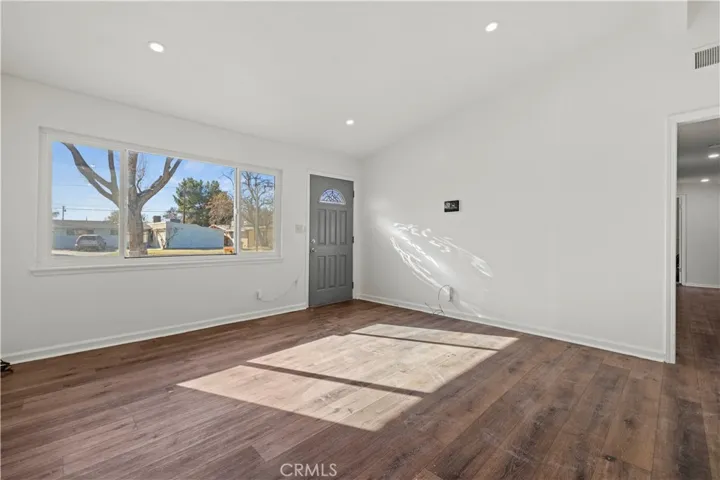 Living Room/Front Door Entrance