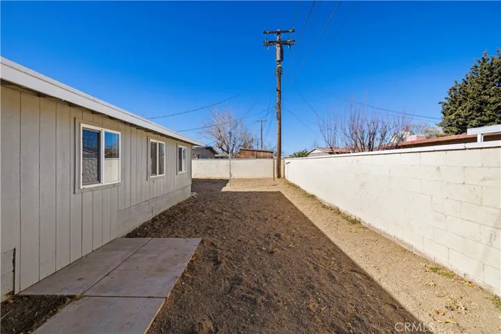 1029 W Avenue H7, Lancaster, California 93534