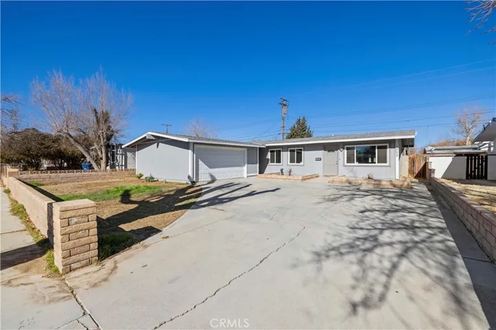 1029 W Avenue H7, Lancaster, California 93534