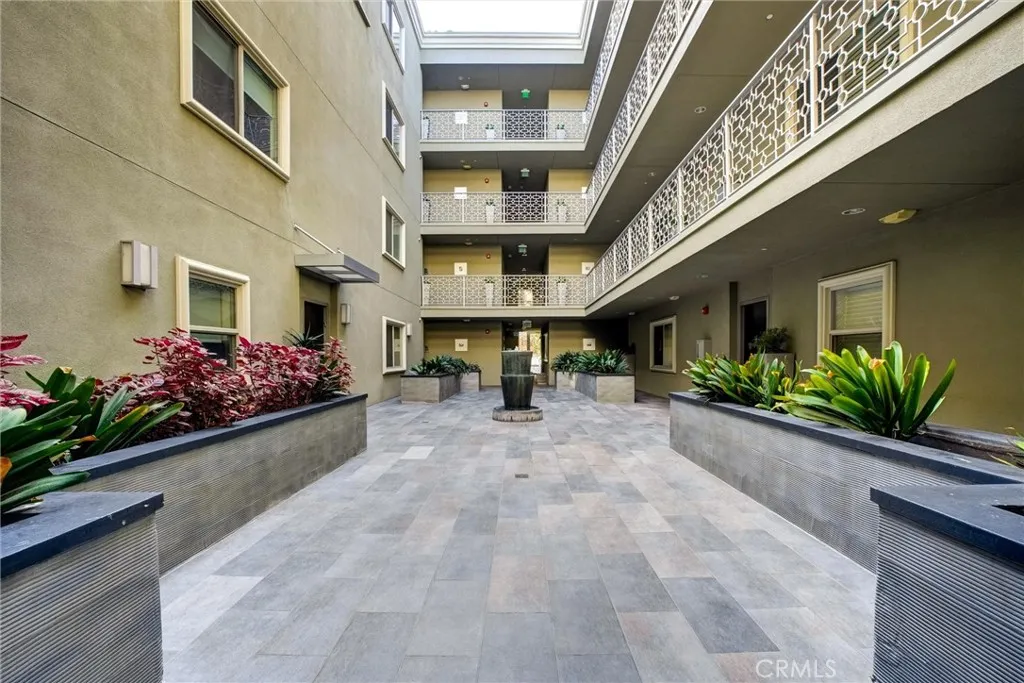 gallery-image 4