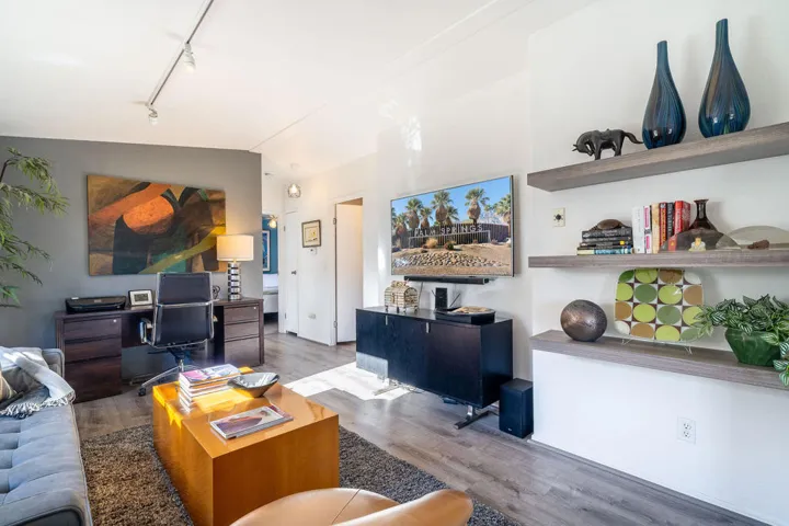Den/office space