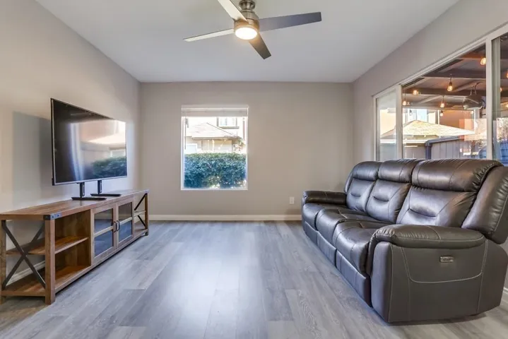 9609 Kumquat Dr, Lakeside, California 92040