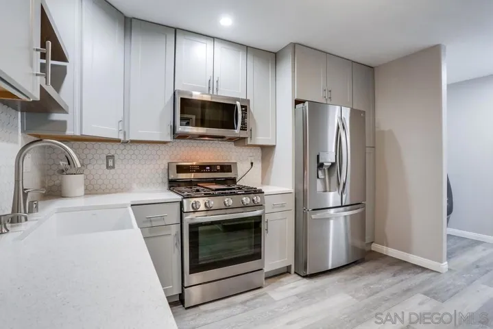 9609 Kumquat Dr, Lakeside, California 92040