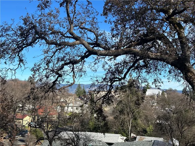 140 N Lakeview Street, Lakeport, California 95453