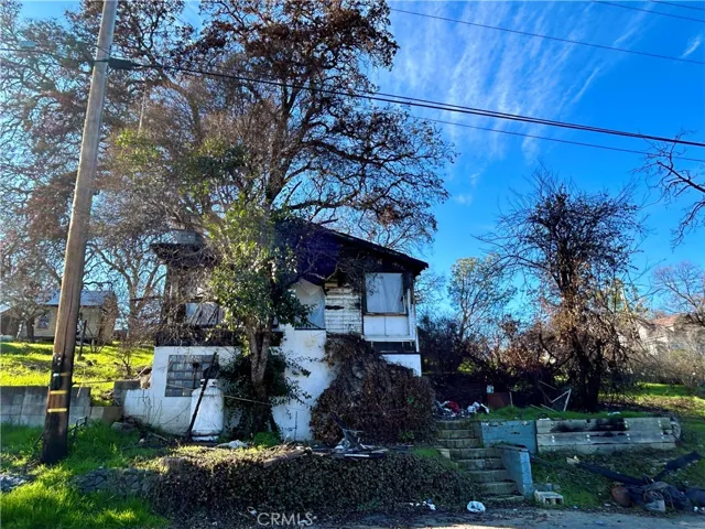 140 N Lakeview Street, Lakeport, California 95453