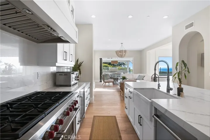 30 Wharfside Drive, Newport Coast, California 92657