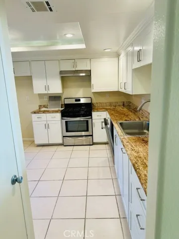 16061 Dominica Circle, Huntington Beach, California 92649