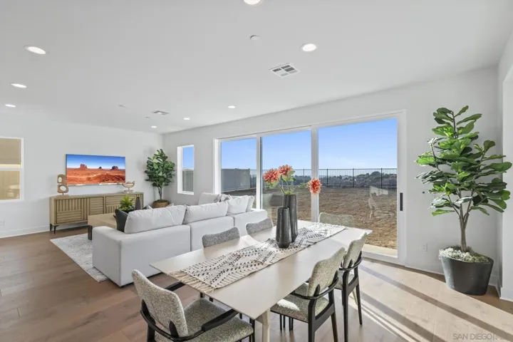940 Visalia Place, San Marcos, California 92069