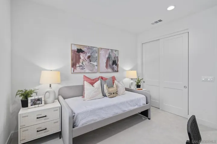 940 Visalia Place, San Marcos, California 92069