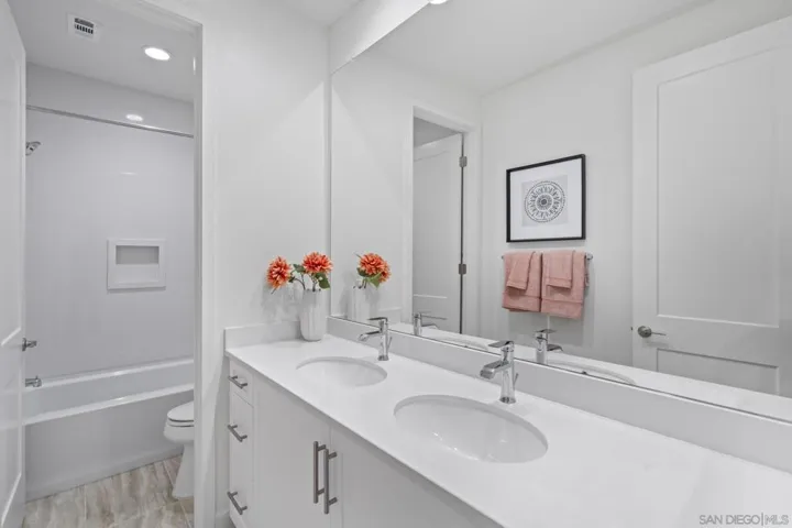940 Visalia Place, San Marcos, California 92069