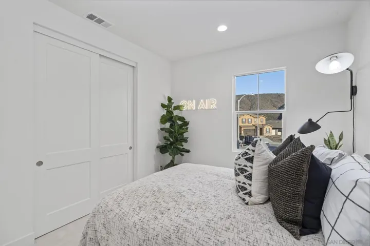 940 Visalia Place, San Marcos, California 92069
