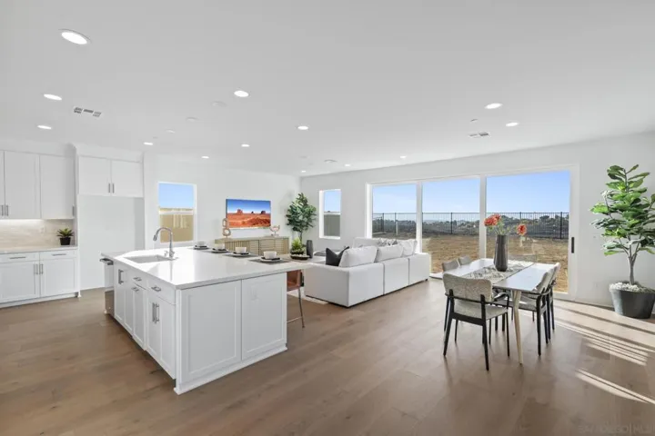 940 Visalia Place, San Marcos, California 92069