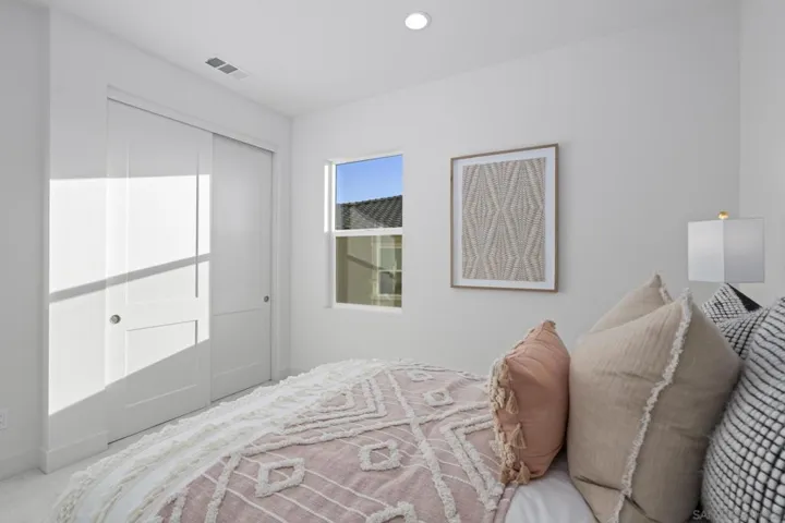 940 Visalia Place, San Marcos, California 92069
