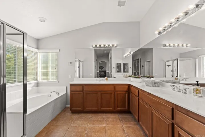 31978 Odyssey Drive, Winchester, California 92596