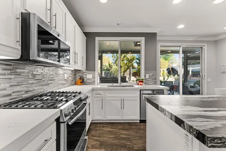 31978 Odyssey Drive, Winchester, California 92596