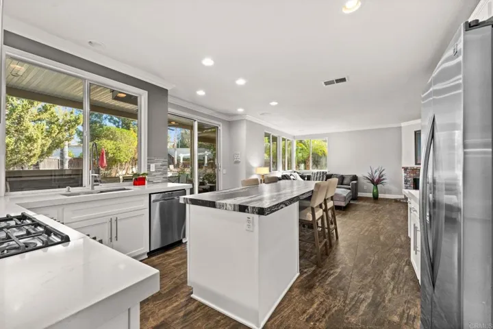 31978 Odyssey Drive, Winchester, California 92596