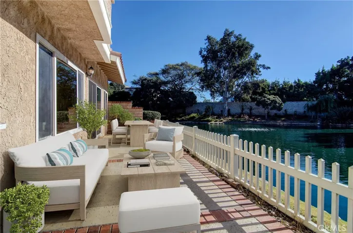 7966 Moonmist Circle Ci110, Huntington Beach, California 92648