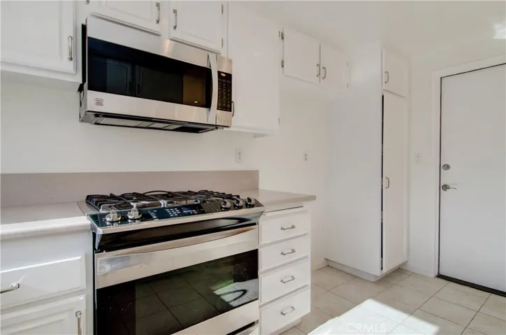 7966 Moonmist Circle Ci110, Huntington Beach, California 92648