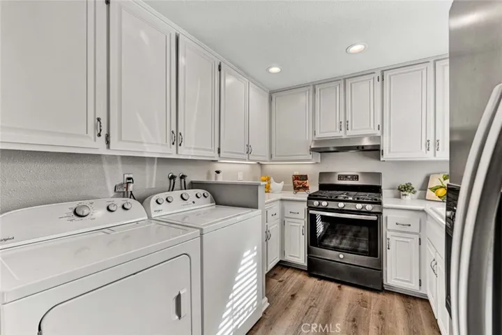 101 W Riverdale Avenue 8, Orange, California 92865