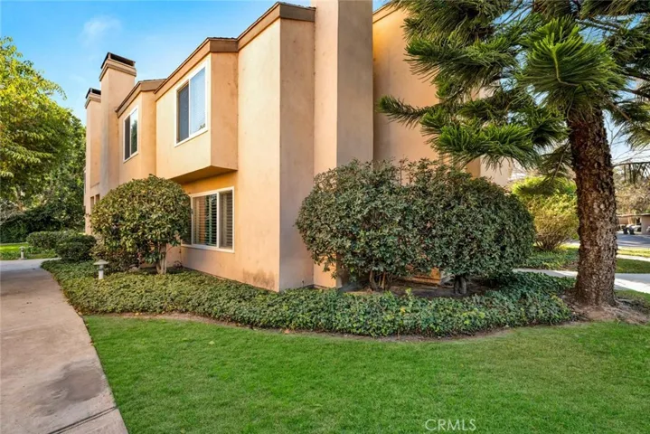 101 W Riverdale Avenue 8, Orange, California 92865
