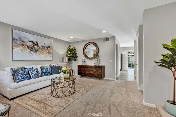 101 W Riverdale Avenue 8, Orange, California 92865