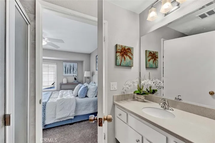 101 W Riverdale Avenue 8, Orange, California 92865