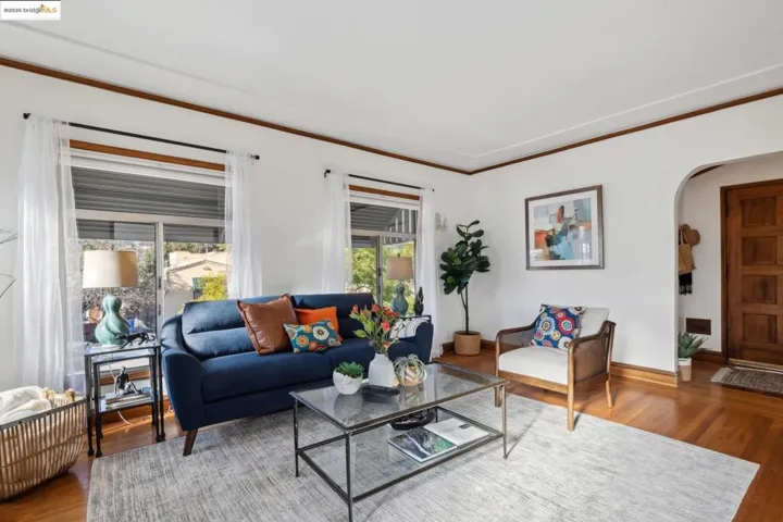 2500 Best Ave, Oakland, California 94601