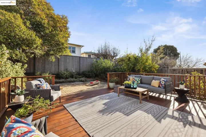 2500 Best Ave, Oakland, California 94601