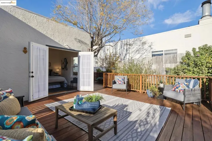 2500 Best Ave, Oakland, California 94601