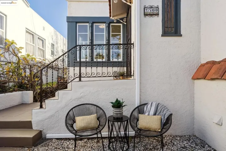 2500 Best Ave, Oakland, California 94601