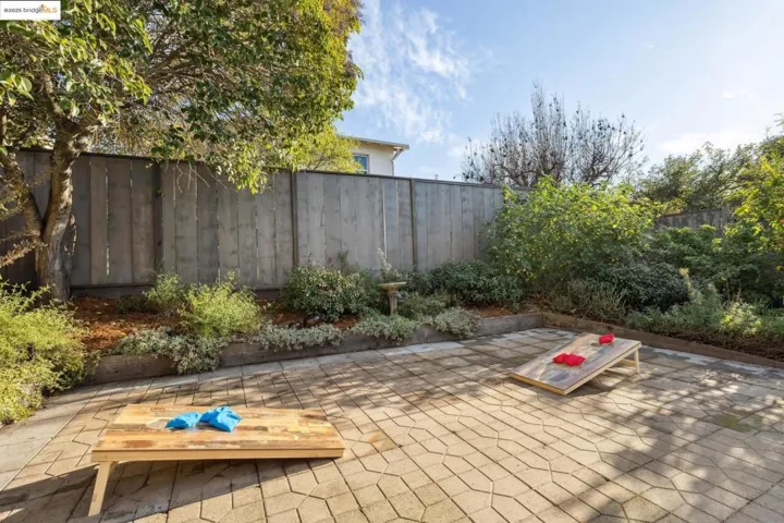 2500 Best Ave, Oakland, California 94601