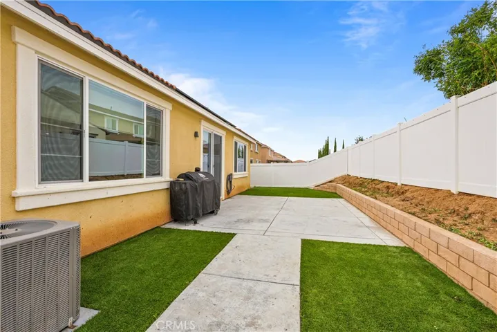 30835 Catspaw Lane, Menifee, California 92584