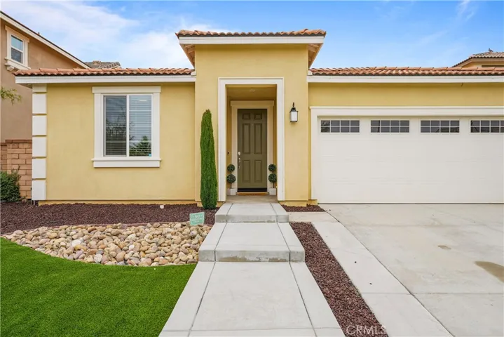 30835 Catspaw Lane, Menifee, California 92584