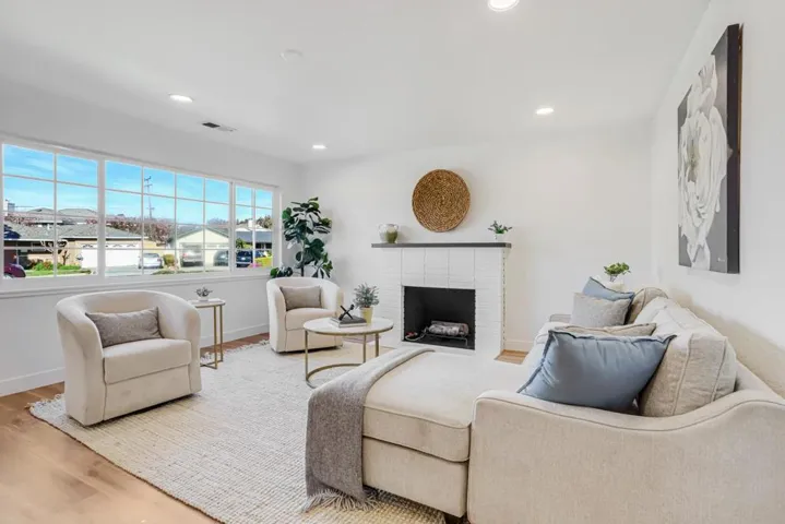 3282 Victoria Avenue, Santa Clara, California 95051