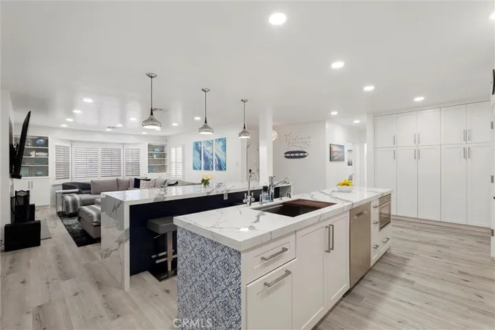 726 Esplanade, Redondo Beach, California 90277