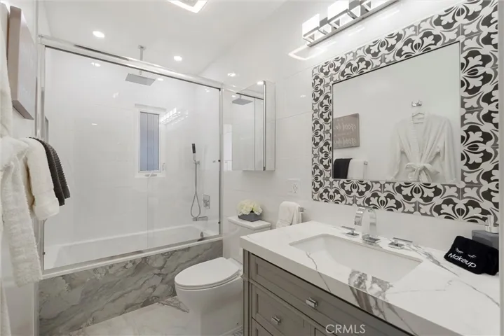 726 Esplanade, Redondo Beach, California 90277