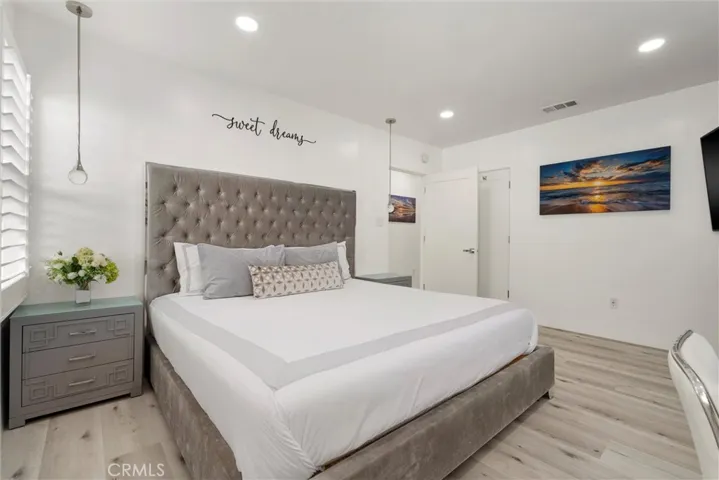 726 Esplanade, Redondo Beach, California 90277