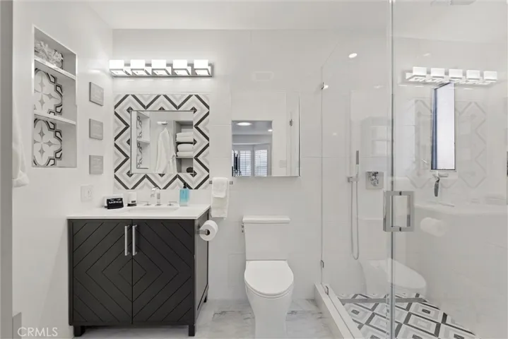 726 Esplanade, Redondo Beach, California 90277