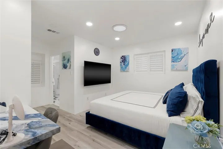 726 Esplanade, Redondo Beach, California 90277