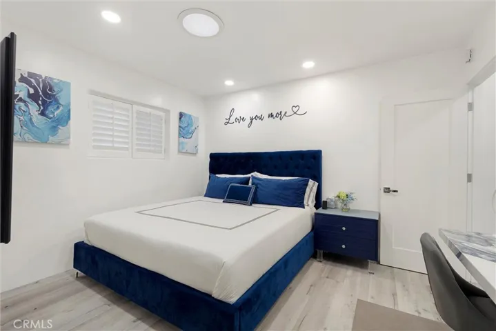 726 Esplanade, Redondo Beach, California 90277