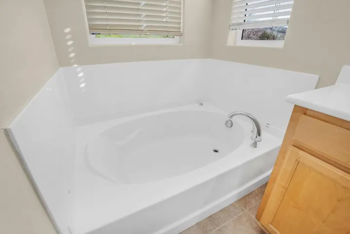 8048 Carlisle Way, Vallejo, California 94591